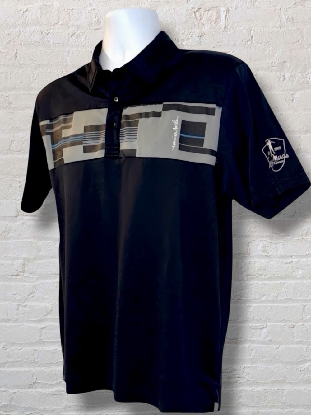 TravisMathew Golf Polo Shirt Men’s Large – Black Geometric Stripe